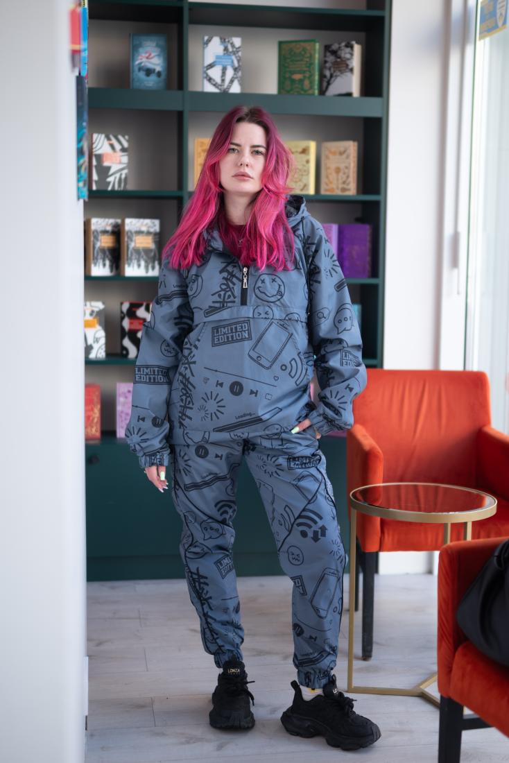 Жіночий костюм DRAPP