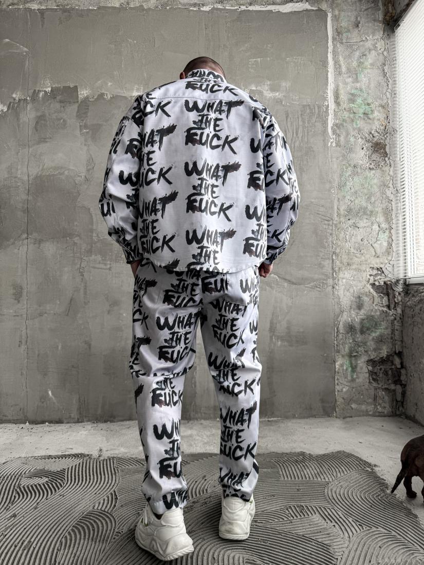 Костюм