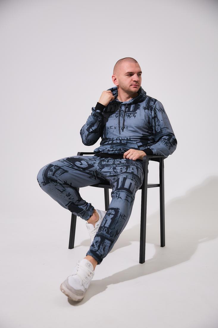 Спортивний костюм